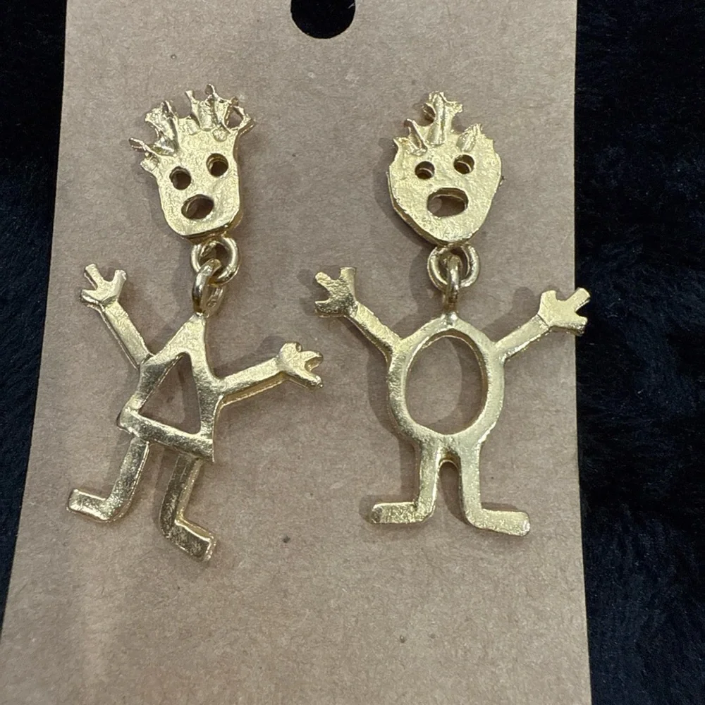 Gold Tone Abstract‎ Boy and Girl